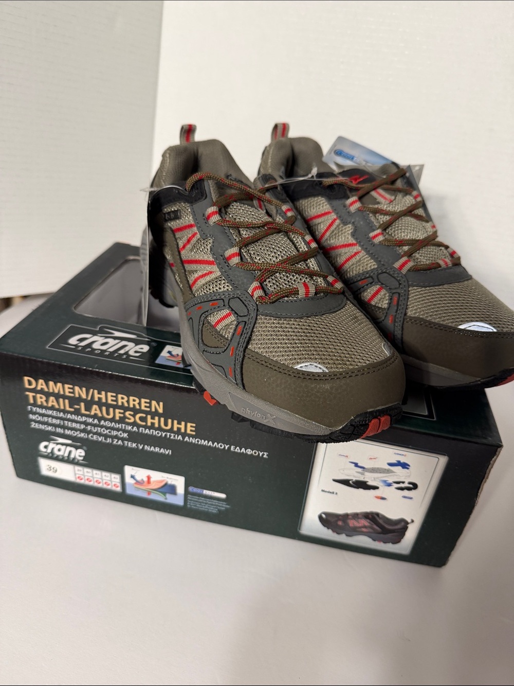 Crane Men's Olive Trail Athletic Shoes with Red Accents